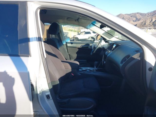 2014 NISSAN PATHFINDER 5N1AR2MN0EC666417 Photo 4