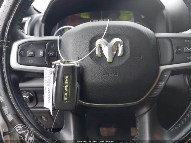 2022 RAM 1500 1C6RRFFG0NN298149 Photo 10