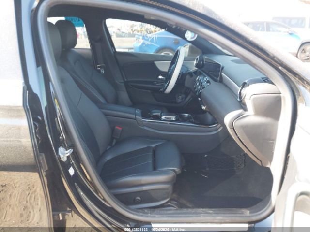 2020 MERCEDES-BENZ A 220 WDD3G4EB0LW038863 Photo 4