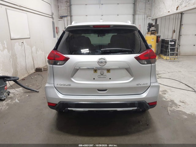 Nissan ROGUE SV 2018 KNMAT2MVXJP523709 Image 32