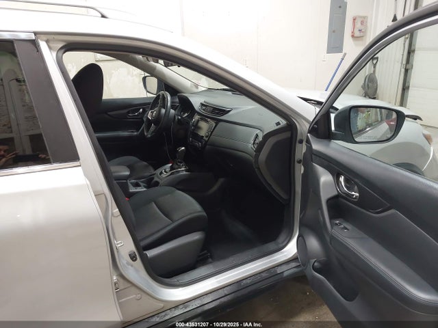 Nissan ROGUE SV 2018 KNMAT2MVXJP523709 Image 21