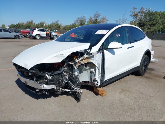 2026 TESLA MODEL X 7SAXCAE5XTF475020 Photo 5