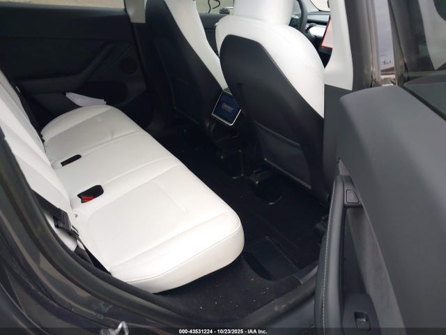 2023 TESLA MODEL Y 7SAYGDEFXPF713361 Photo 7