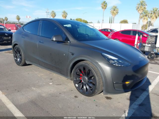 2022 TESLA MODEL Y 7SAYGDEF9NF492932 Photo 0