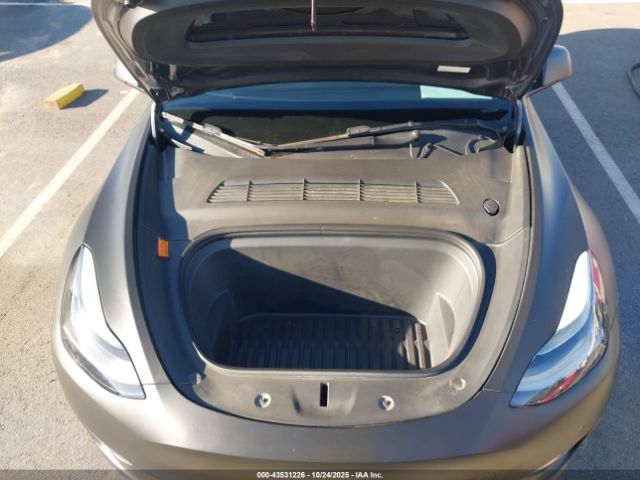 2022 TESLA MODEL Y 7SAYGDEF9NF492932 Photo 9