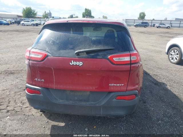 1C4PJMAB7EW295718 Jeep Cherokee Sport