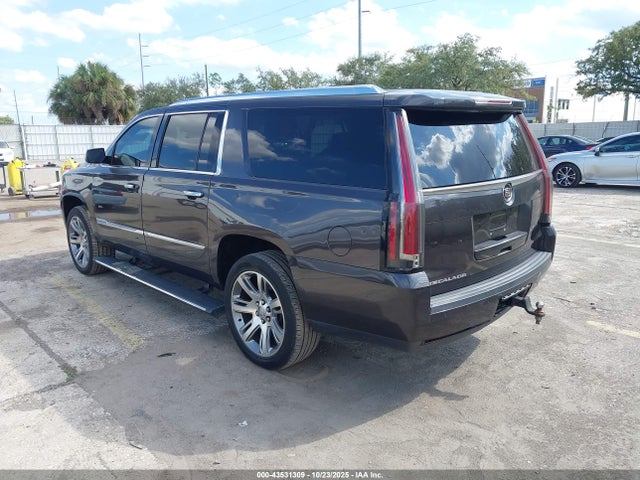 2015 CADILLAC ESCALADE ESV 1GYS4JKJ2FR274680 Photo 2