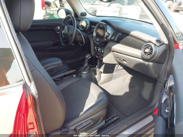 2019 MINI HARDTOP WMWXP5C5XK2H95709 Photo 4