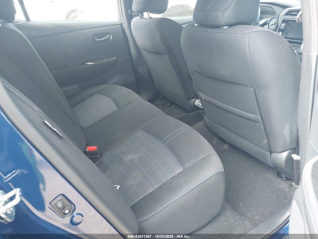 Nissan Leaf 2025 1N4AZ1BV9SC565489 Image 8