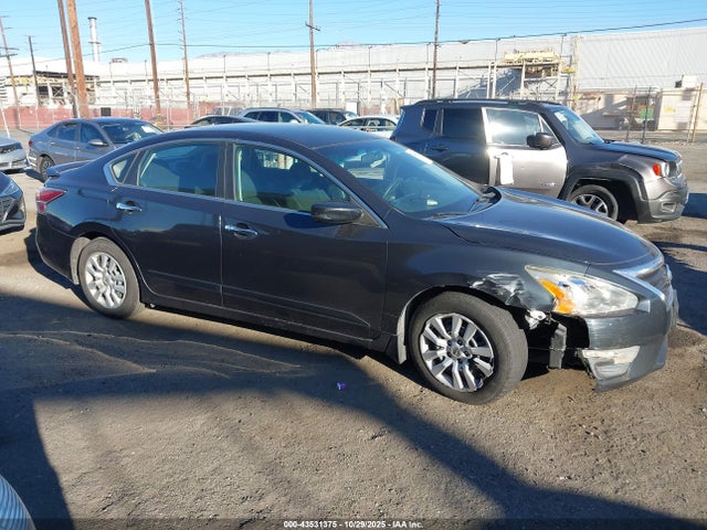 Nissan Altima 2.5 S 2015 1N4AL3AP4FC589558 Image 13