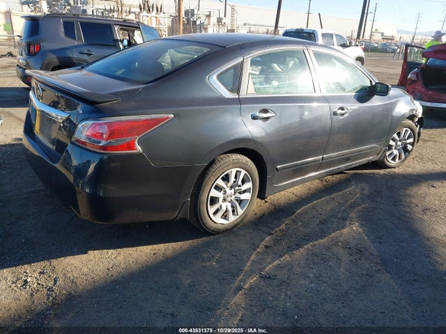 Nissan Altima 2.5 S 2015 1N4AL3AP4FC589558 Image 4
