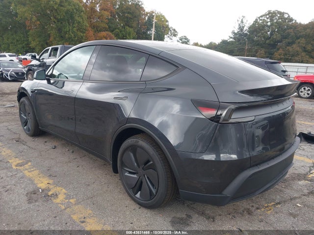 2026 TESLA MODEL Y 7SAYGDEDXTA466087 Photo 2