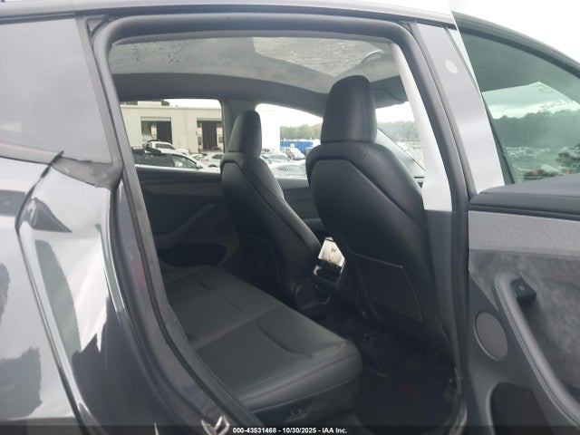 2026 TESLA MODEL Y 7SAYGDEDXTA466087 Photo 7