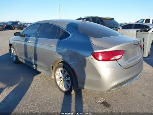 2015 CHRYSLER 200 1C3CCCCB1FN645565 Photo 2