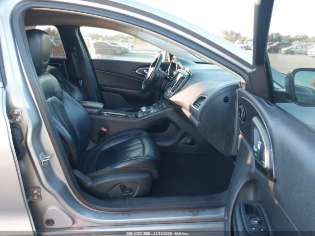 2015 CHRYSLER 200 1C3CCCCB1FN645565 Photo 4