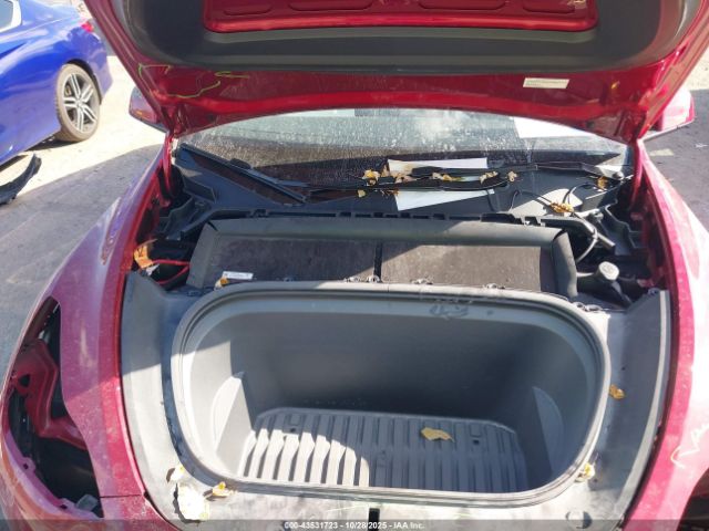 2024 TESLA MODEL Y 7SAYGDEE5RF034978 Photo 9