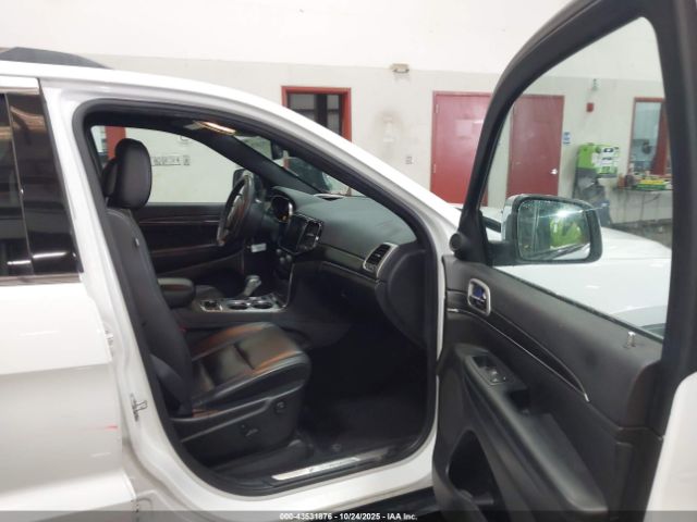 2019 JEEP GRAND CHEROKEE 1C4RJFBG9KC723879 Photo 4