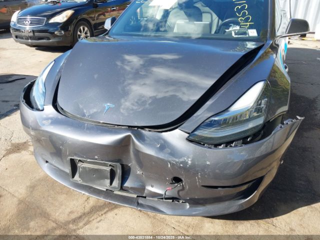 2018 TESLA MODEL 3 5YJ3E1EB6JF054372 Photo 5