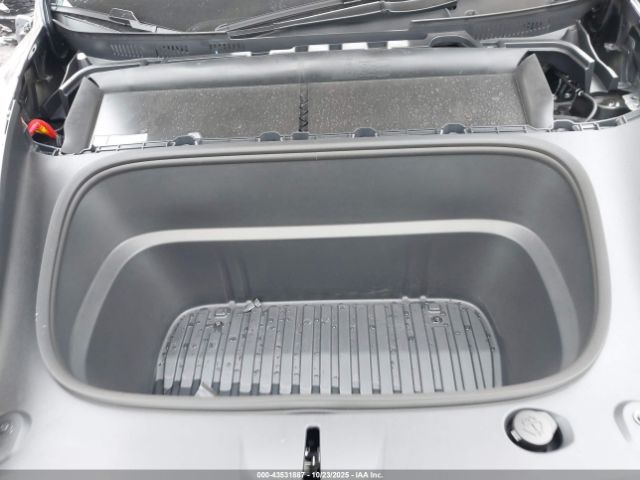 2026 TESLA MODEL Y 7SAYGDEE4TA476803 Photo 9