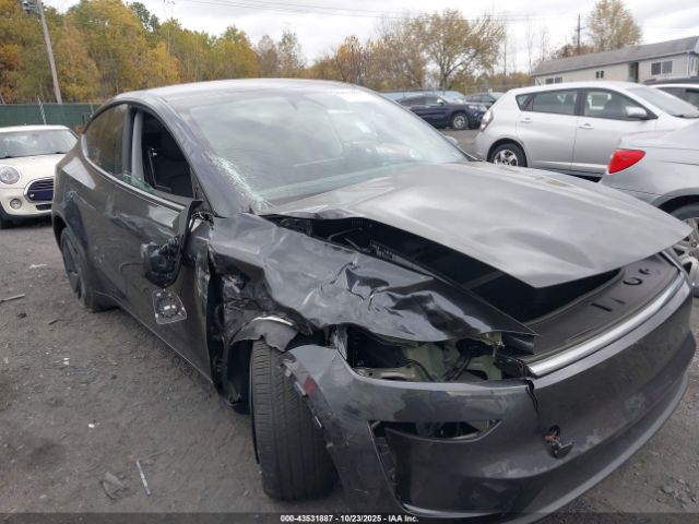 2026 TESLA MODEL Y 7SAYGDEE4TA476803 Photo 5