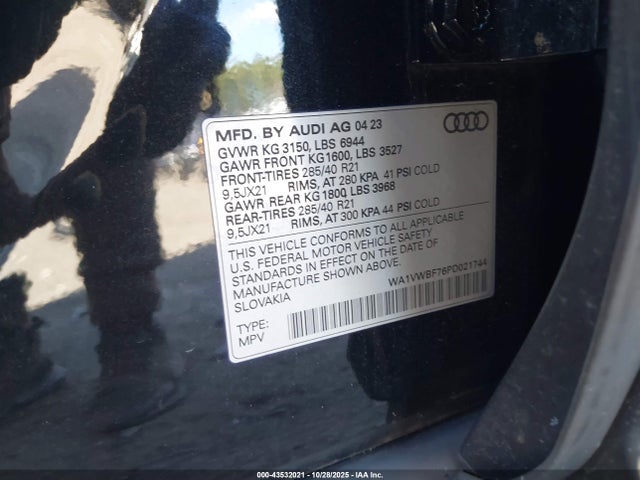 2023 AUDI SQ7 WA1VWBF76PD021744 Photo 8