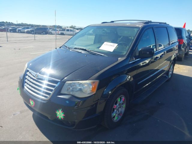 2010 CHRYSLER TOWN & COUNTRY 2A4RR8D15AR386818 Photo 1