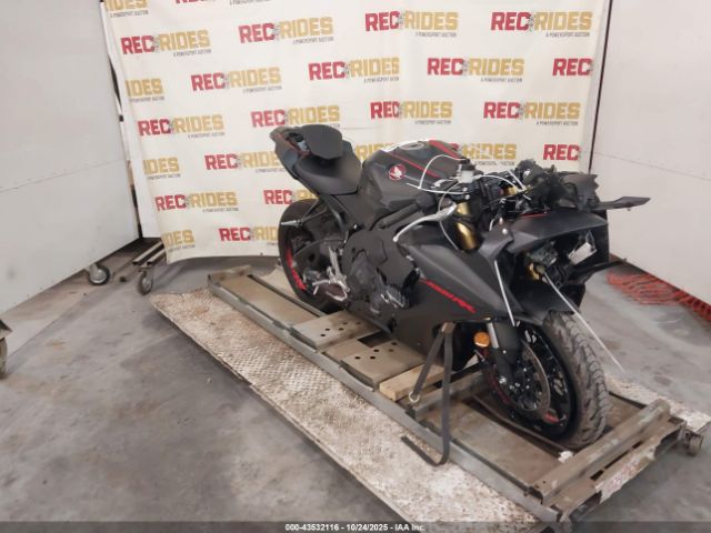2017 HONDA CBR1000 JH2SC7707HK000647