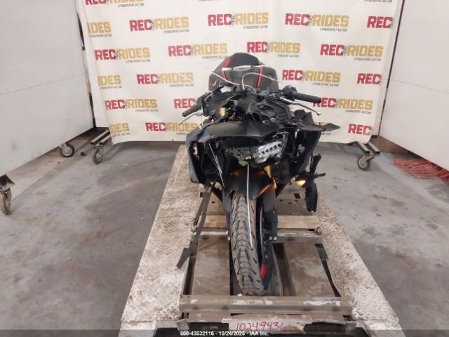 2017 HONDA CBR1000 JH2SC7707HK000647 Photo 4