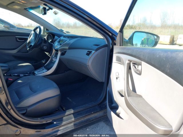 2012 HYUNDAI ELANTRA 5NPDH4AE8CH107154 Photo 4