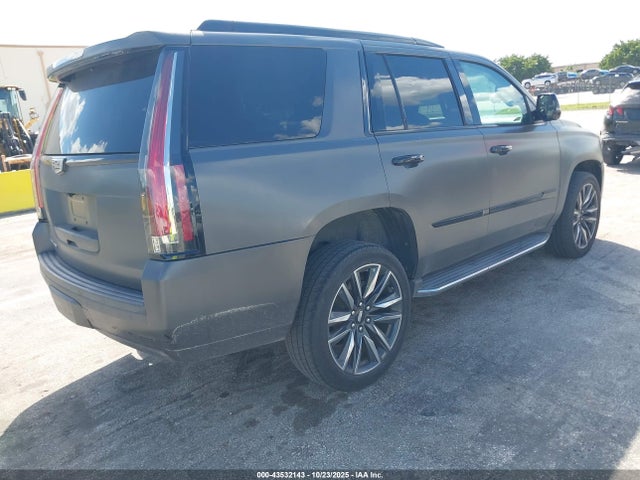 2017 CADILLAC ESCALADE 1GYS4BKJ7HR198883 Photo 3