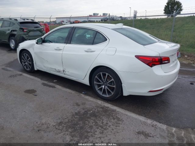 2017 ACURA TLX 19UUB2F7XHA003846 Photo 2