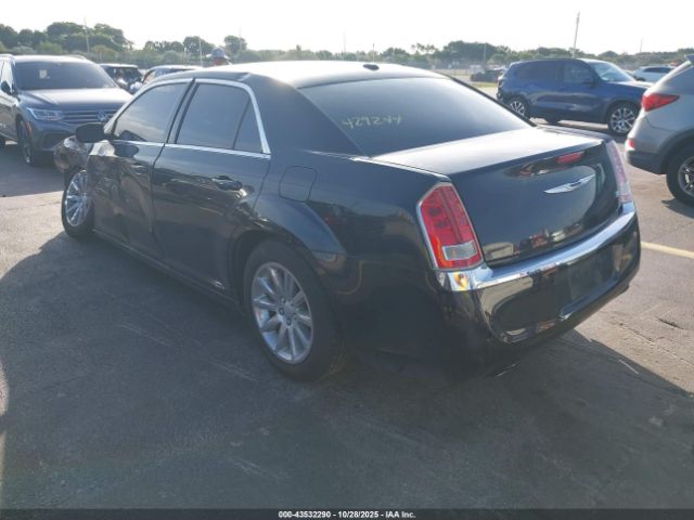 2014 CHRYSLER 300 2C3CCAAG0EH286686 Photo 2