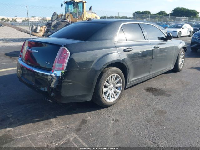 2014 CHRYSLER 300 2C3CCAAG0EH286686 Photo 3