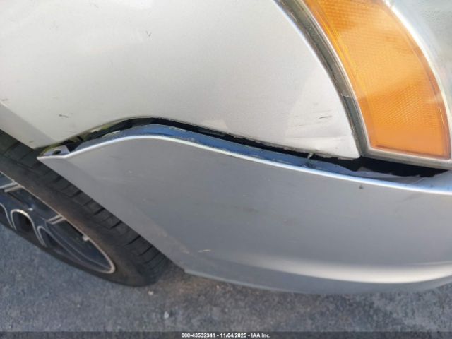 2010 FORD FOCUS 1FAHP3DN7AW129122 Photo 5