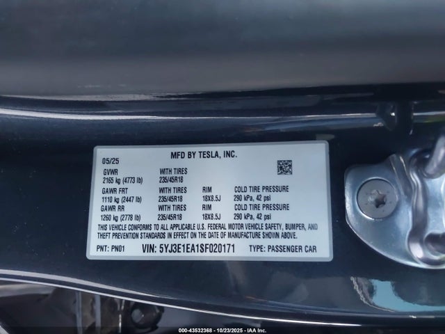 2025 TESLA MODEL 3 5YJ3E1EA1SF020171 Photo 8