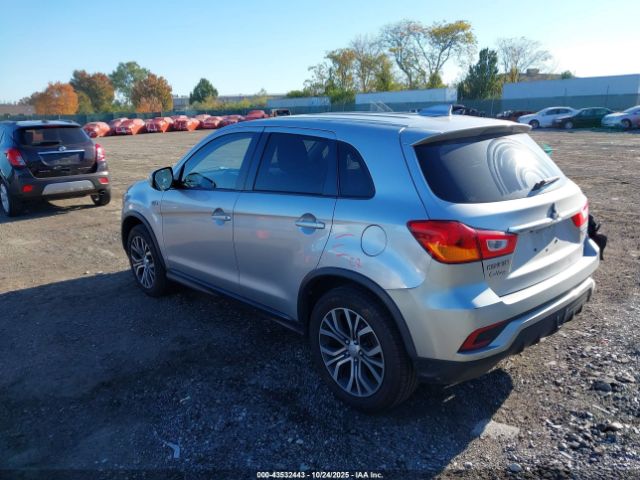 2018 MITSUBISHI OUTLANDER SPORT JA4AP3AU8JZ007725 Photo 2