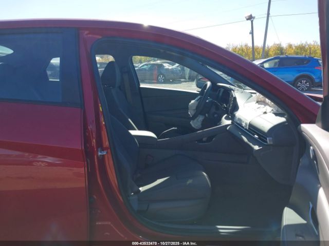 2022 HYUNDAI ELANTRA KMHLL4AG6NU361168 Photo 4