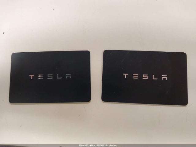 2025 TESLA MODEL 3 5YJ3E1ET6SF938788 Photo 10
