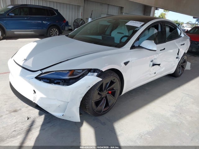 2025 TESLA MODEL 3 5YJ3E1ET6SF938788 Photo 1