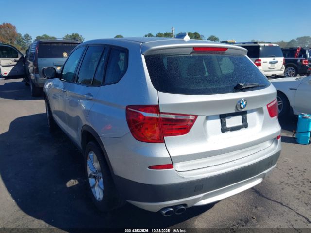 2011 BMW X3 5UXWX7C57BL735449 Photo 2