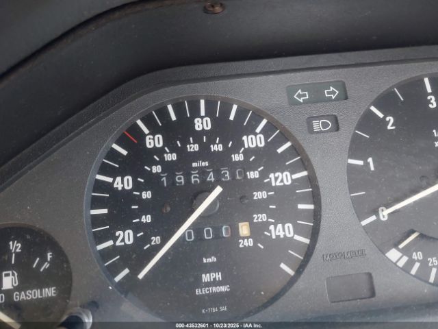 1988 BMW 325 WBAAB5402J8865963 Photo 6