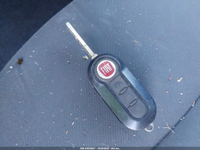 2012 FIAT 500 3C3CFFAR3CT335907 Photo 10