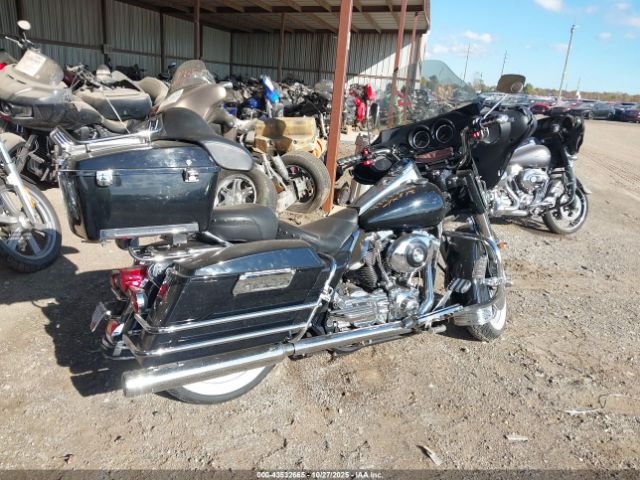2003 HARLEY-DAVIDSON FLHPI 1HD1FHW1X3Y704888 Photo 3