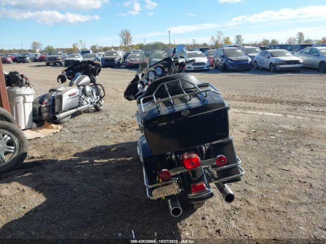 2003 HARLEY-DAVIDSON FLHPI 1HD1FHW1X3Y704888 Photo 5