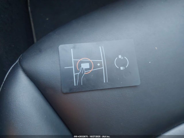 2022 TESLA MODEL 3 5YJ3E1EB6NF239236 Photo 10