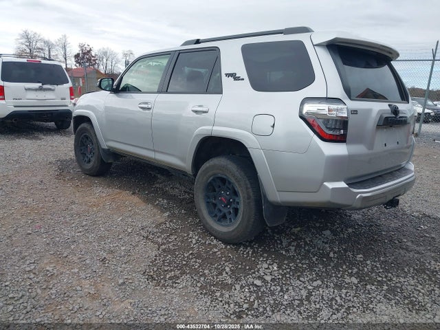 Продаж на аукціоні авто 2023 Toyota 4runner Trd Off Road Premium, vin: JTERU5JRXP6190995, номер лоту: 43532704