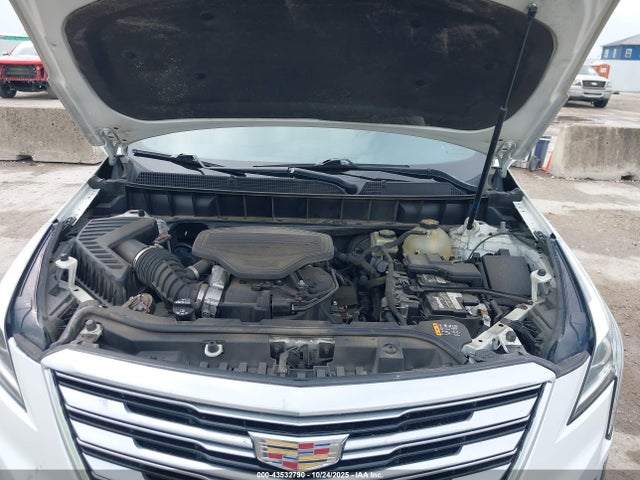 2017 CADILLAC XT5 1GYKNARS1HZ318425 Photo 9
