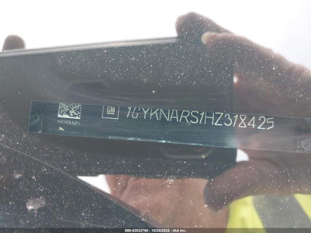 2017 CADILLAC XT5 1GYKNARS1HZ318425 Photo 8