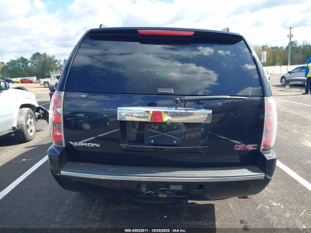 GMC YUKON DENALI 2014 1GKS2EEF3ER228708 Image 16