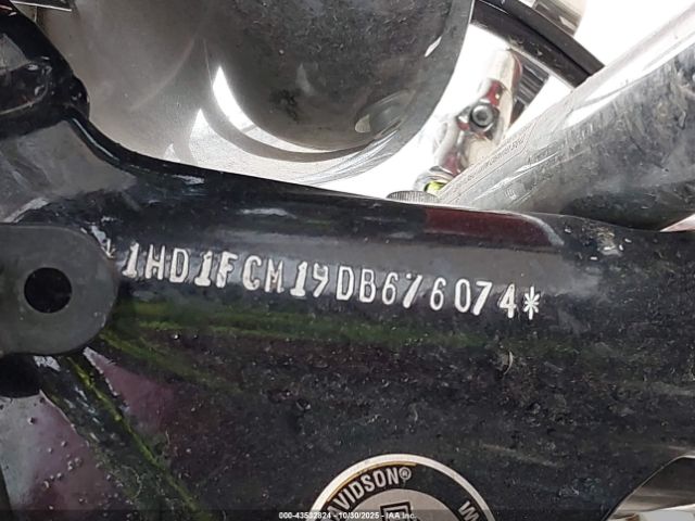 2013 HARLEY-DAVIDSON FLHTCU 1HD1FCM19DB676074 Photo 9